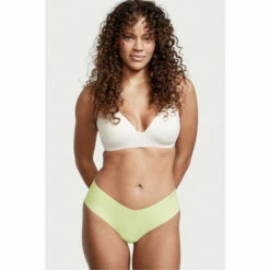 Victoria’s Secret Victoria's Secret No Show Cheeky Panty