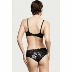 Victoria’s Secret Victoria's Secret No Show Shimmer Cheeky Panty -Victoria's Secret Shop unnamed file 2809