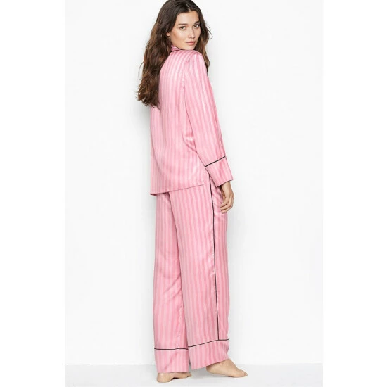 unnamed-file-5033.jpg Victoria’s Secret Victoria's Secret Satin Long Pyjamas -Victoria's Secret Shop unnamed file 5033