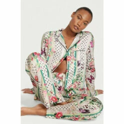 Victoria’s Secret Victoria's Secret Satin Long Pyjamas